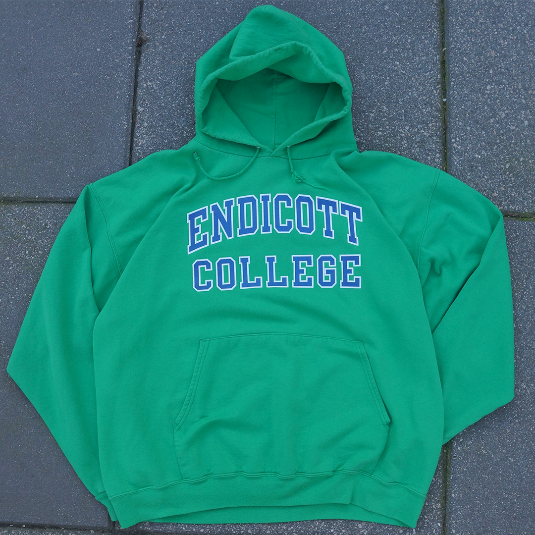 Endicott College (XXL)